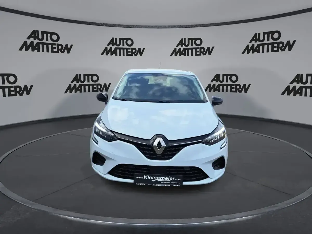 Gebraucht Renault Clio Equilibre 91 PS (66 kW) 2023 Weiß Kleinwagen