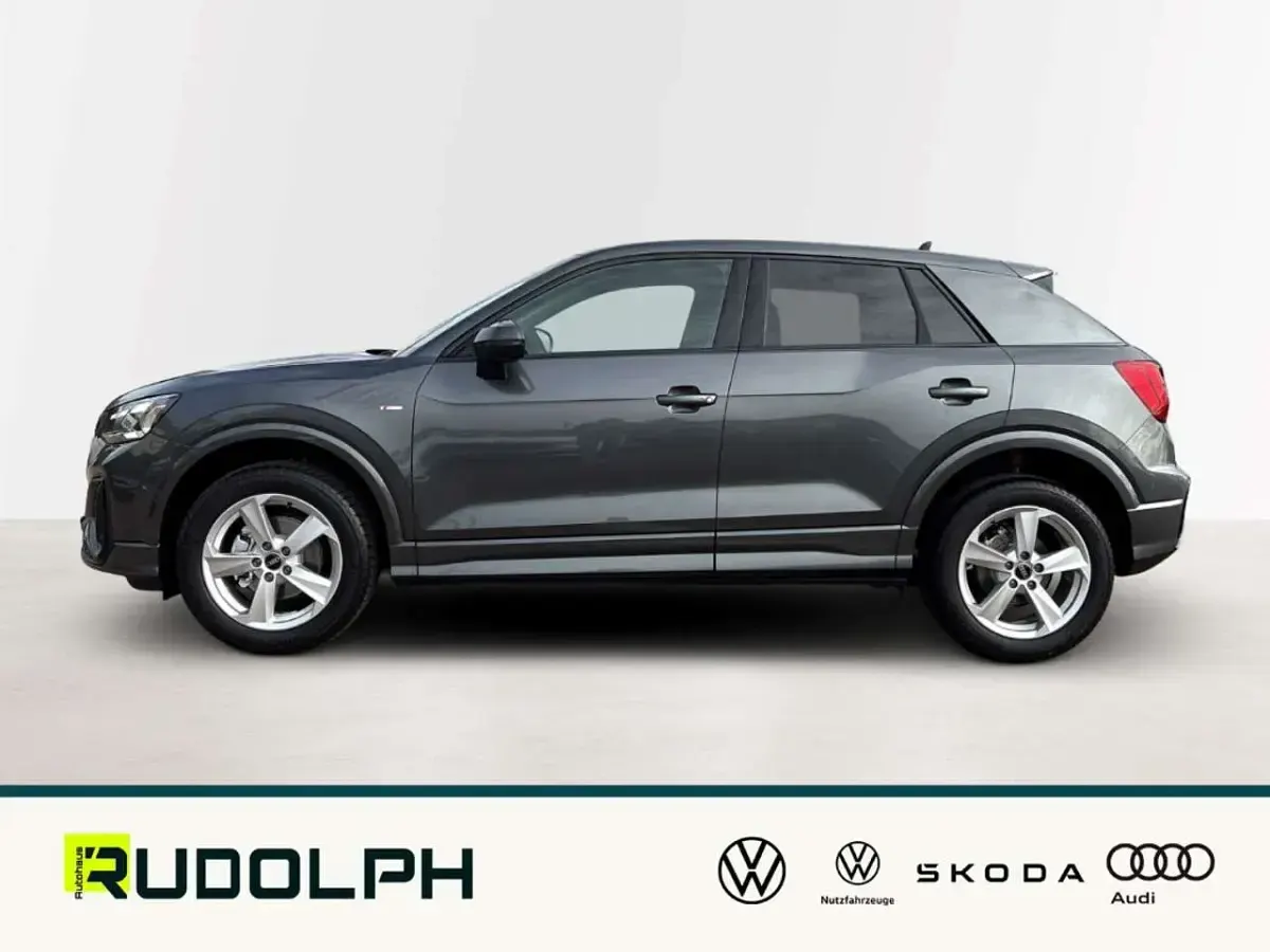 Neu Audi Q2 S-Line 150 PS (110 kW) 2026 Daytonagrau perleffekt SUV