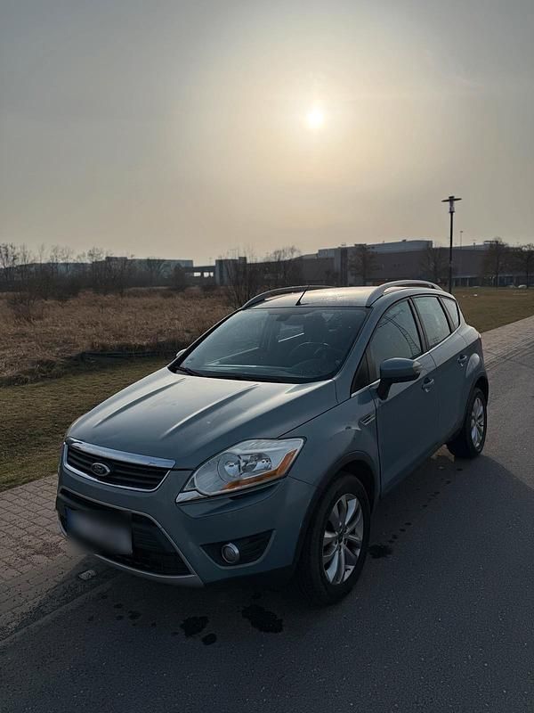 Gebraucht Ford Kuga 200 PS (147 kW) 2009 Silber SUV