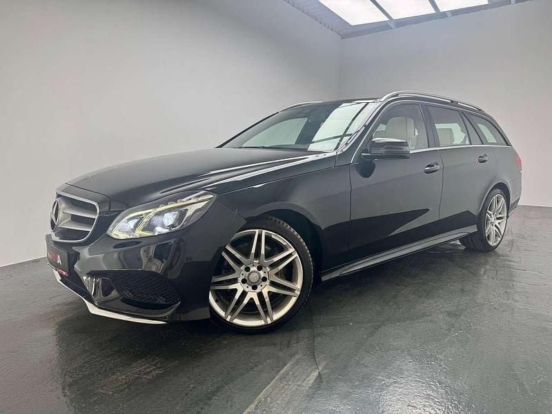 Schwarz Gebraucht 2014 Mercedes E350 AMG Kombi | 19.650 € (Fairer Preis) - Bild 1/4