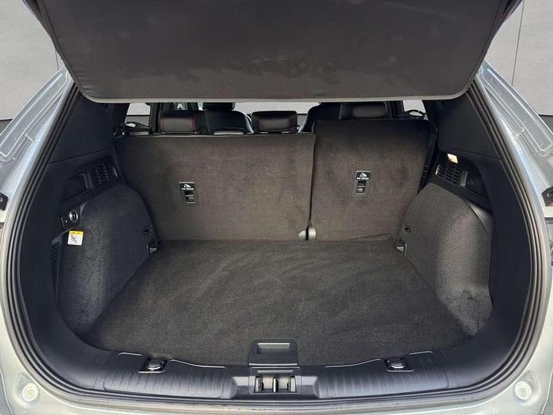 Gebraucht Ford Kuga ST-Line X 150 PS (110 kW) 2024 Solar silver metallic SUV