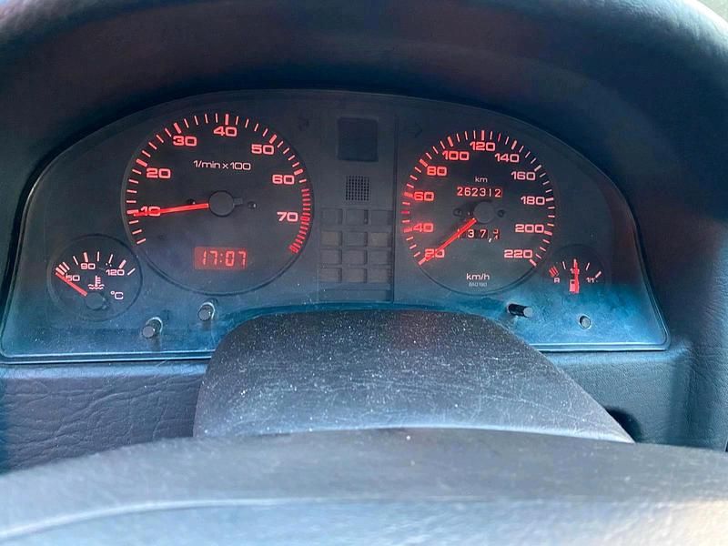 Gebraucht Audi 80 116 PS (85 kW) 1994 Rot Limousine