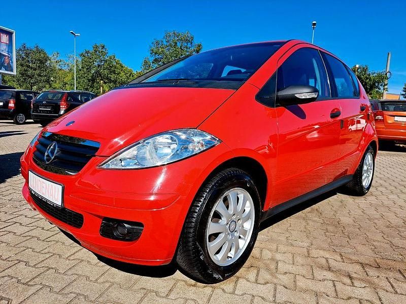 Rot Gebraucht 2004 Mercedes A150 Limousine | 2.999 € (Fairer Preis) - Bild 1/4