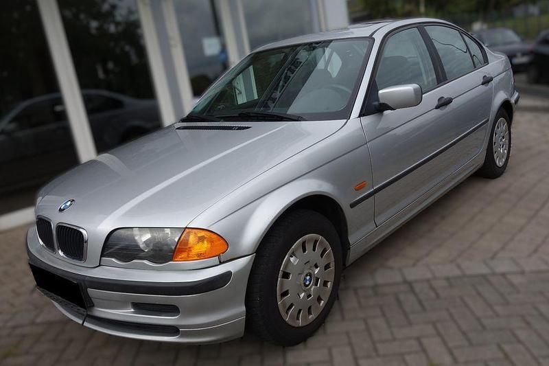 Silber Gebraucht 2001 BMW 316 Basis Limousine | 2.200 € (Guter Preis) - Bild 1/4