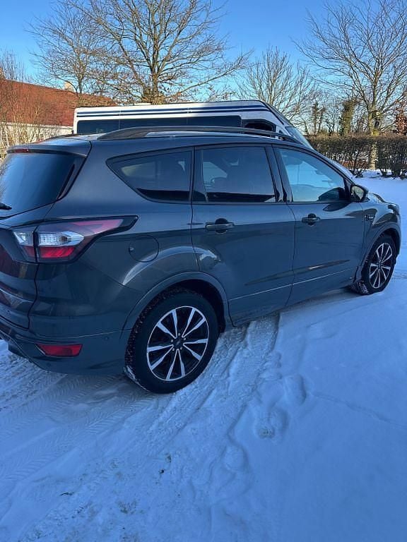 Gebraucht Ford Kuga ST-Line 120 PS (88 kW) 2019 SUV