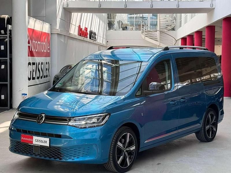 Gebraucht VW Caddy Maxi 130 PS (95 kW) 2022 Blau Van / Kleinbus