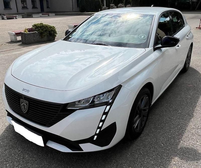 Weiß Gebraucht 2022 Peugeot 308 Active Limousine | 17.900 € (Fairer Preis) - Bild 1/4