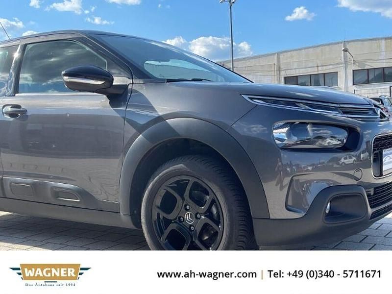Grau Gebraucht 2019 Citroën C4 | 10.699 € (Guter Preis) - Bild 1/4