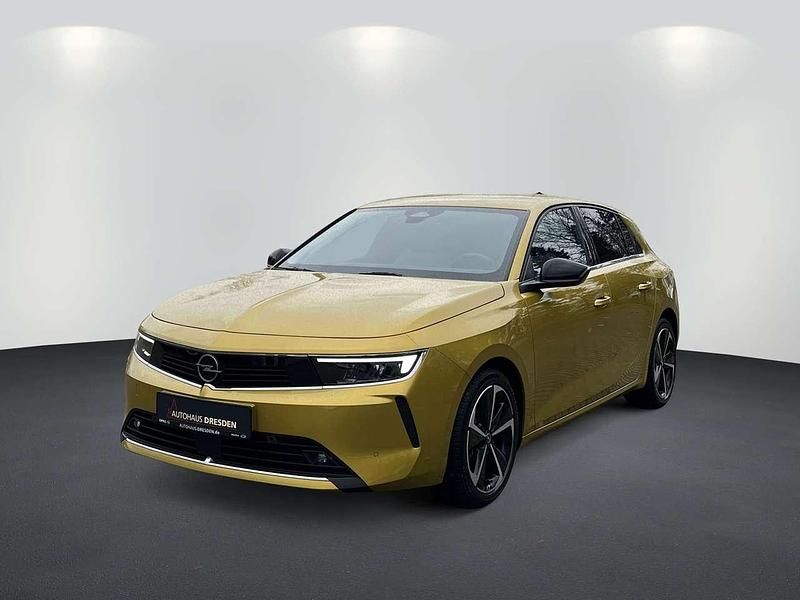 Gebraucht Opel Astra Elegance 110 PS (80 kW) 2023 Kult gelb Limousine