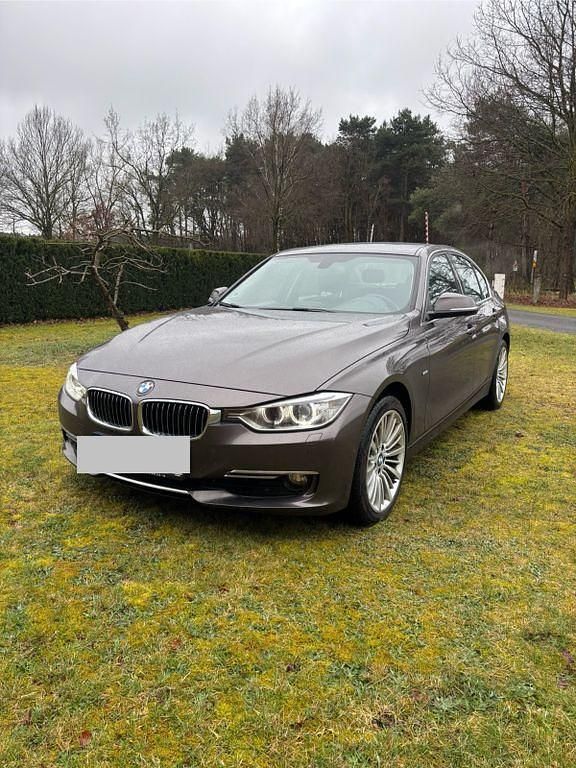 Gebraucht BMW 328 Luxury Line 245 PS (180 kW) 2012 Braun Limousine