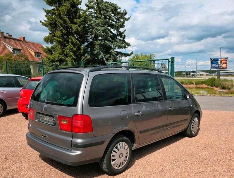 Gebraucht Seat Alhambra Vigo 116 PS (85 kW) 2005 Braun Van / Kleinbus