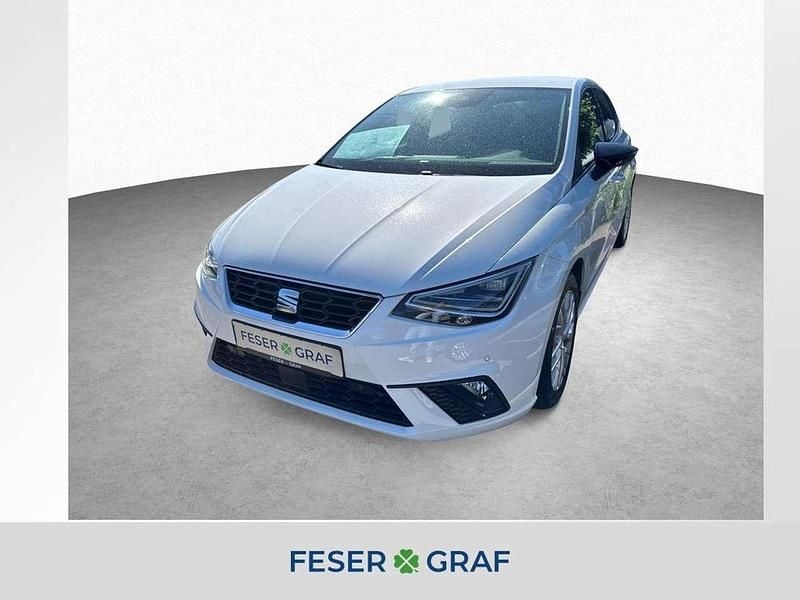 Candyweiss Gebraucht 2024 Seat Ibiza FR Kleinwagen | 21.890 € (Fairer Preis) - Bild 1/4