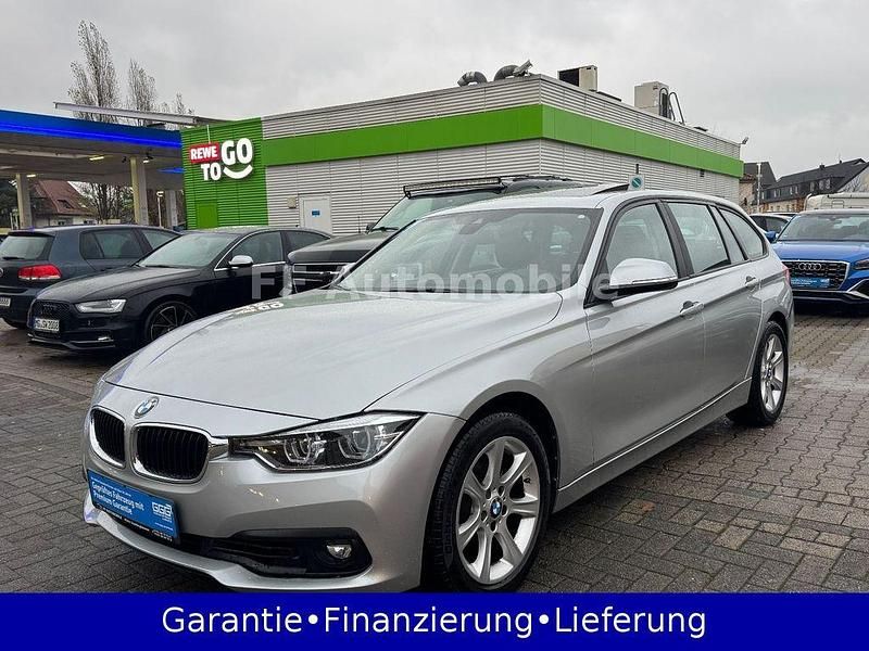 Silber Gebraucht 2018 BMW 320 Advantage Limousine | 18.999 € (Superpreis) - Bild 1/4