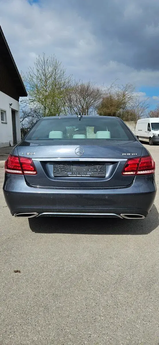 Gebraucht Mercedes E350 258 PS (189 kW) 2015 Grau Limousine