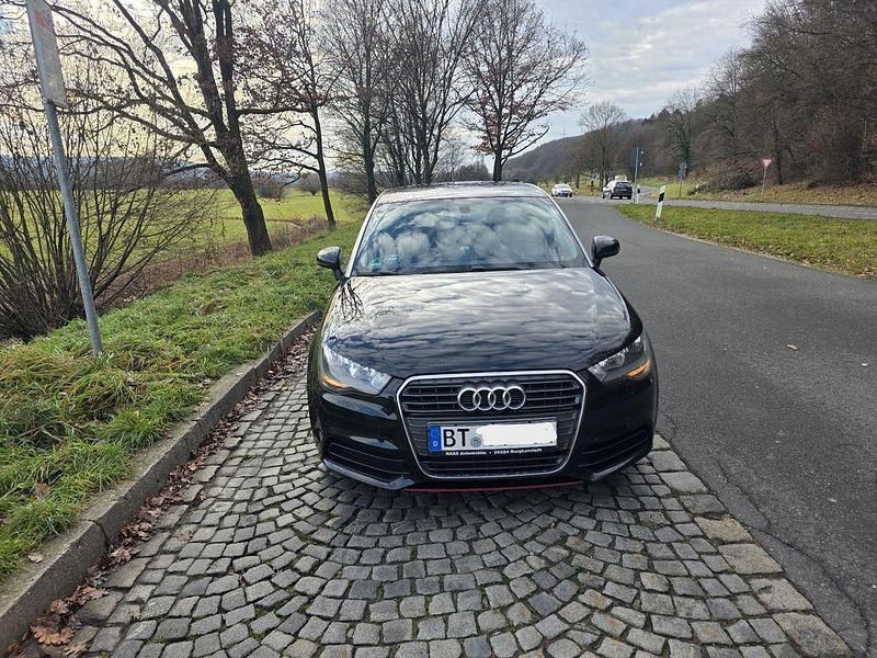 Gebraucht Audi A1 105 PS (77 kW) 2011 Schwarz Kleinwagen