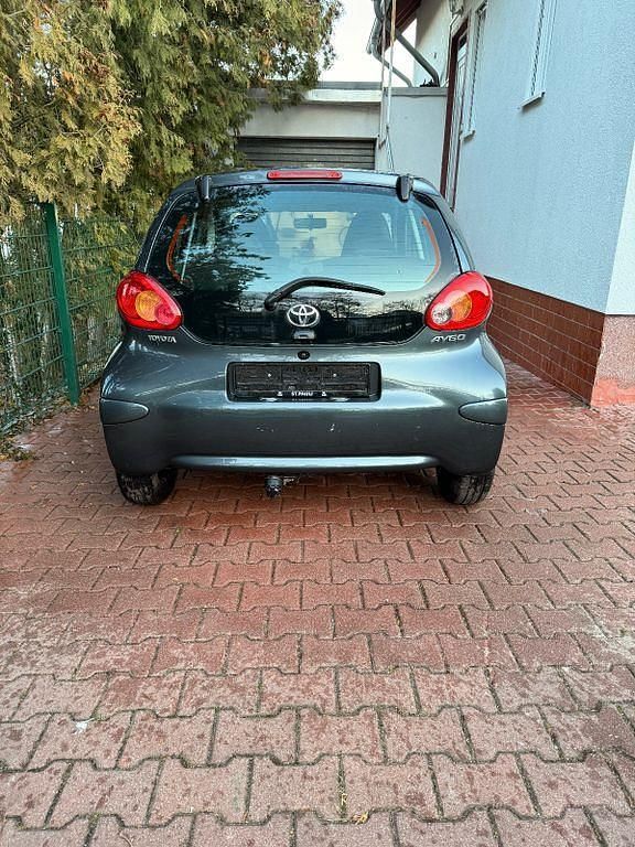 Gebraucht Toyota Aygo Basis 68 PS (50 kW) 2009 Grau Kleinwagen
