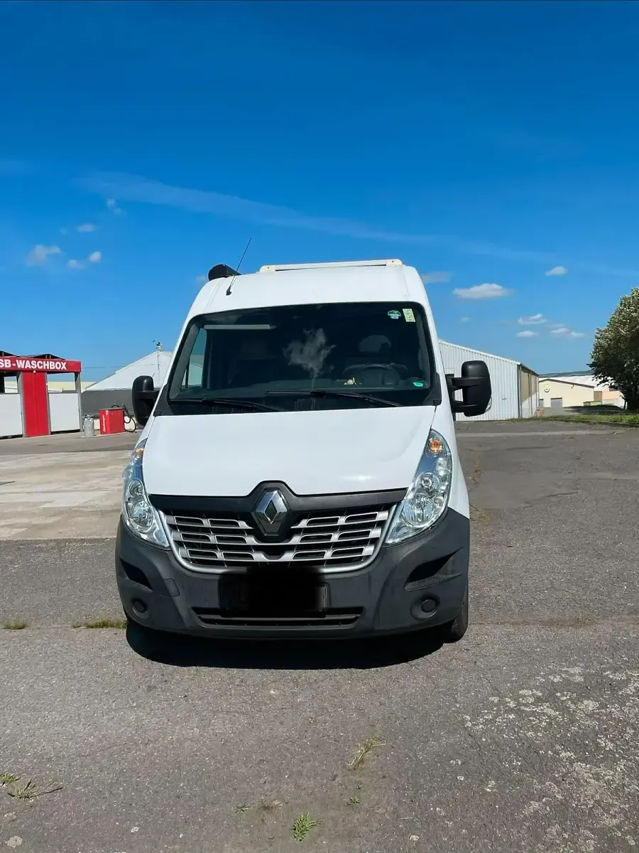 Gebraucht Renault Master 146 PS (107 kW) 2019 Weiß Van / Kleinbus