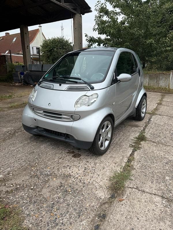 Silber Gebraucht 2005 Smart ForTwo Coupé Coupé | 2.099 € (Fairer Preis) - Bild 1/4