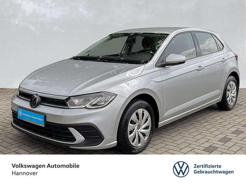 Silber Gebraucht 2022 VW Polo Life Limousine | 17.470 € (Guter Preis) - Bild 1/3