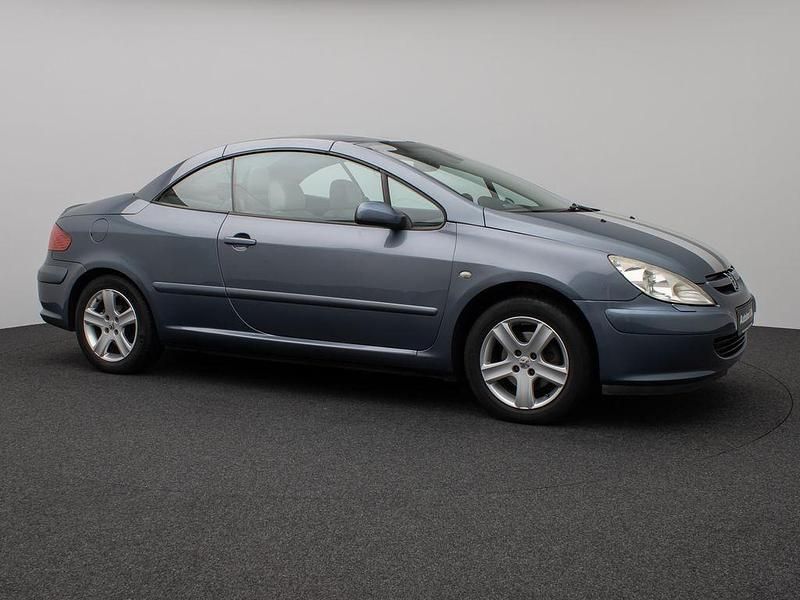Gebraucht Peugeot 307 CC Tendance 136 PS (100 kW) 2004 Blau Cabrio