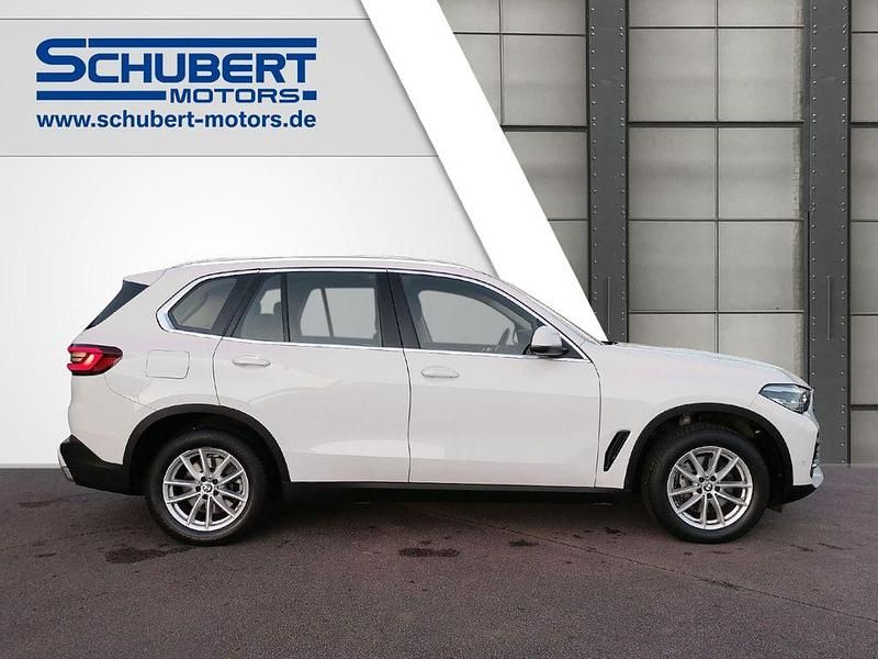 Second-hand BMW X5 286 CP (210 kW) 2021 Alb SUV
