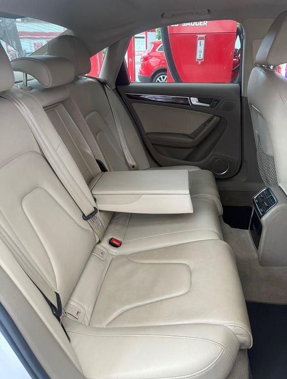 Gebraucht Audi A4 S-Line 211 PS (155 kW) 2012 Weiß Limousine