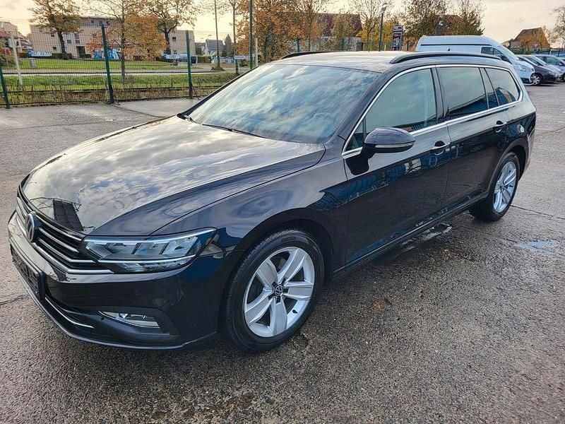 Schwarz Gebraucht 2020 VW Passat Business Kombi | 15.300 € (Superpreis) - Bild 1/4