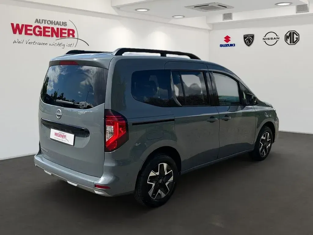 Neu Nissan Townstar N-Connecta 131 PS (96 kW) 2026 Highland grey Kombi