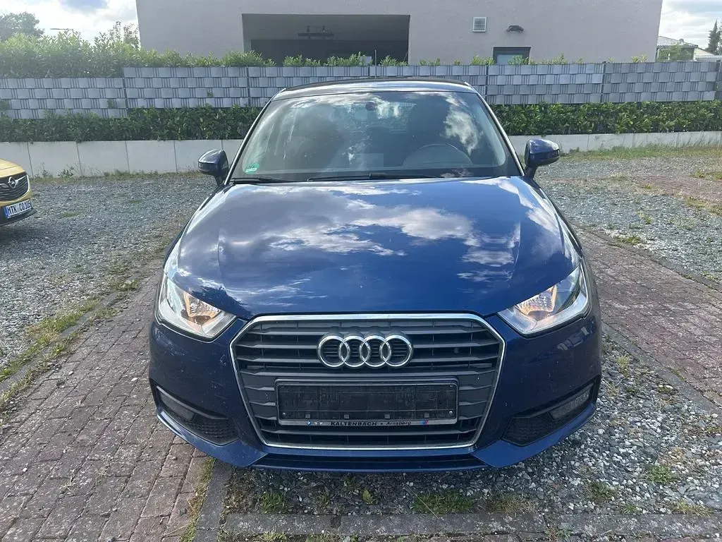 Gebraucht Audi A1 Sportback 95 PS (69 kW) 2016 Scubablau metallic Kleinwagen