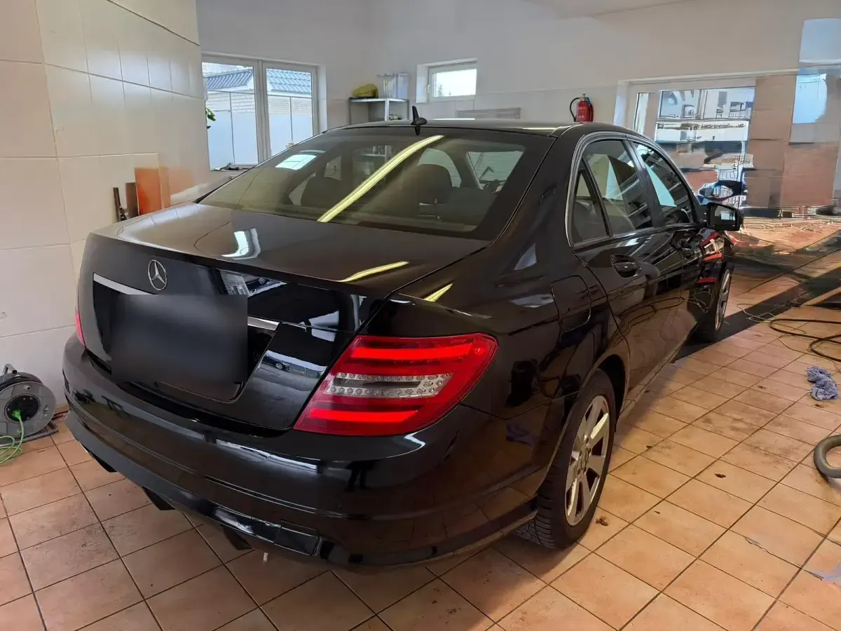 Gebraucht Mercedes C220 170 PS (125 kW) 2012 Schwarz Limousine