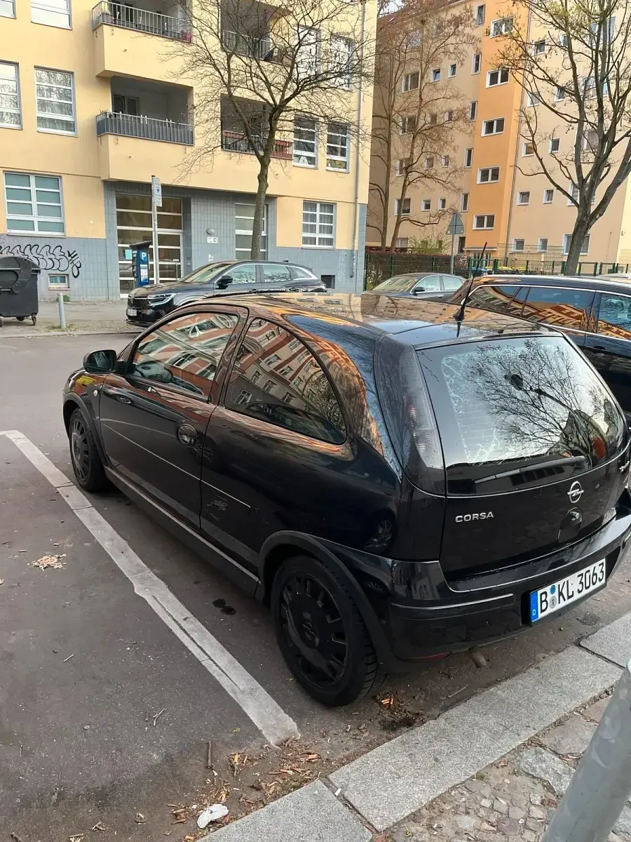 Gebraucht Opel Corsa 71 PS (52 kW) 2006 Schwarz Kleinwagen