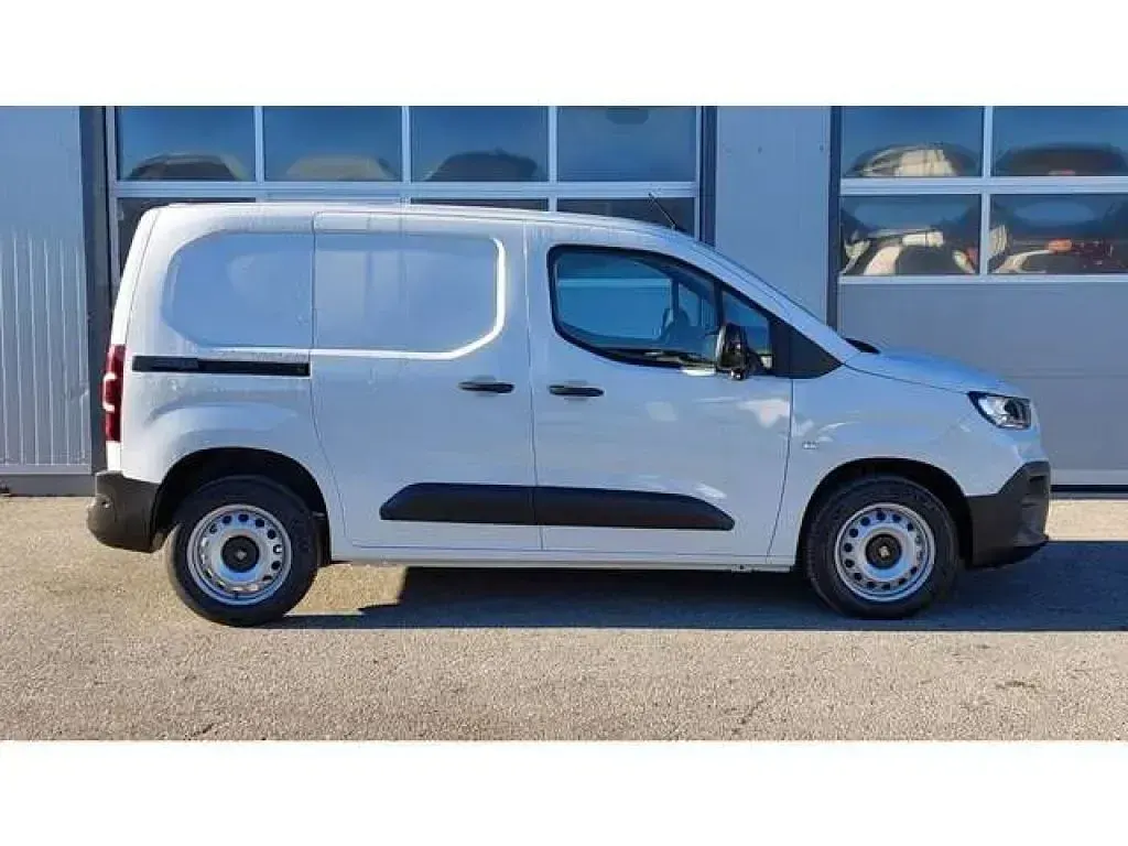 Gebraucht Fiat Doblò 101 PS (74 kW) 2024 Weiss Van / Kleinbus