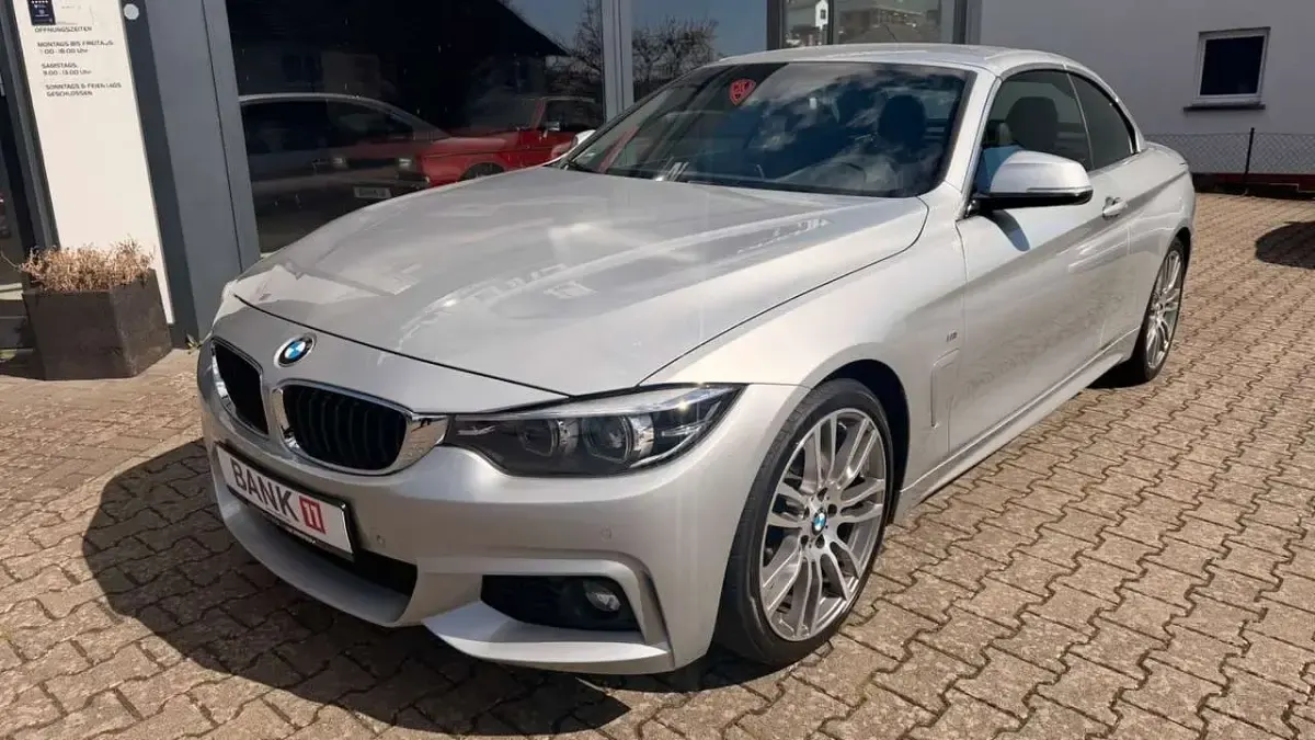 Gebraucht BMW 420 Cabriolet M Sport 190 PS (139 kW) 2018 Glaciersilber Cabrio