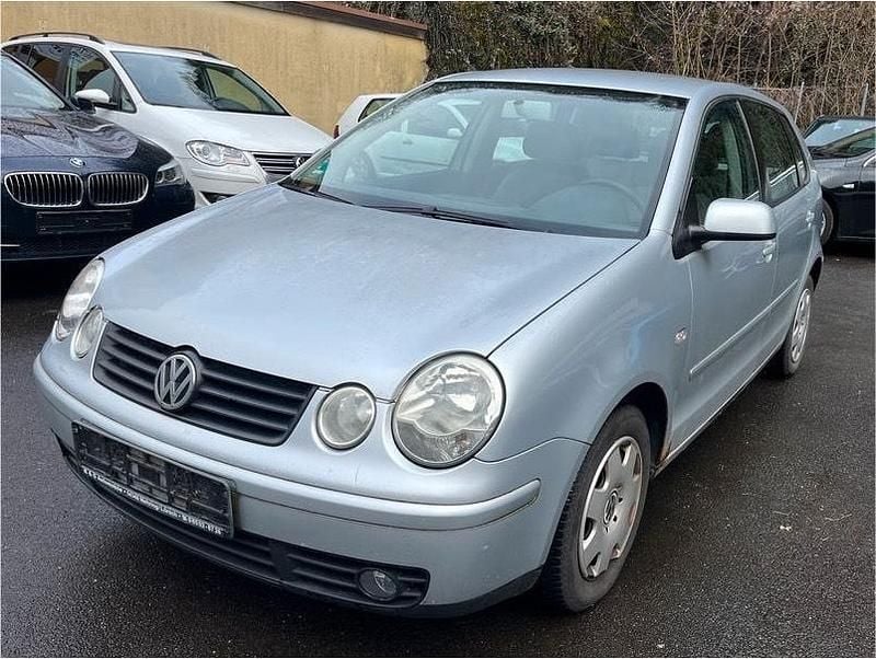 Gebraucht VW Polo 60 PS (44 kW) 2001 Silber Kleinwagen
