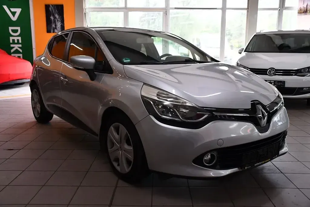 Gebraucht Renault Clio IV Dynamique 90 PS (66 kW) 2014 Grau Limousine