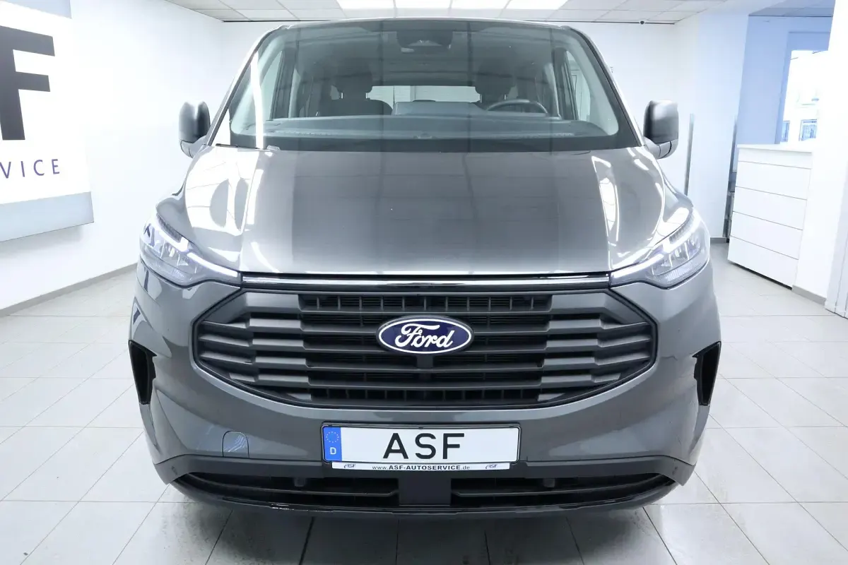 Gebraucht Ford Transit Custom Trend 170 PS (125 kW) 2026 Magneticgrau Kombi