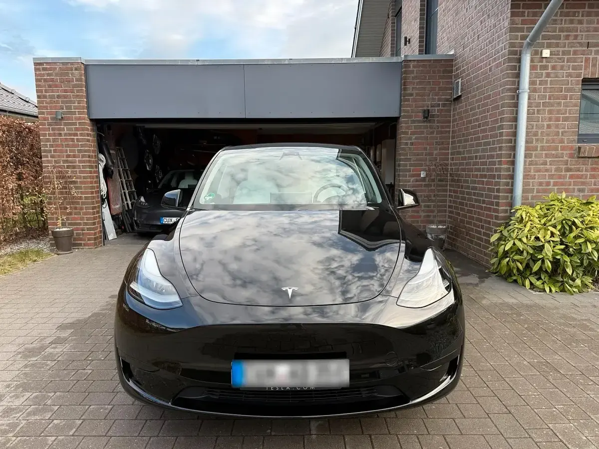 Usata Tesla Model Y 2024 Nero SUV