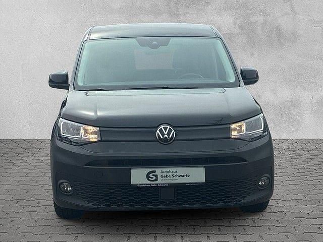 Gebraucht VW Caddy Basis 102 PS (75 kW) 2022 Schwarz Van / Kleinbus