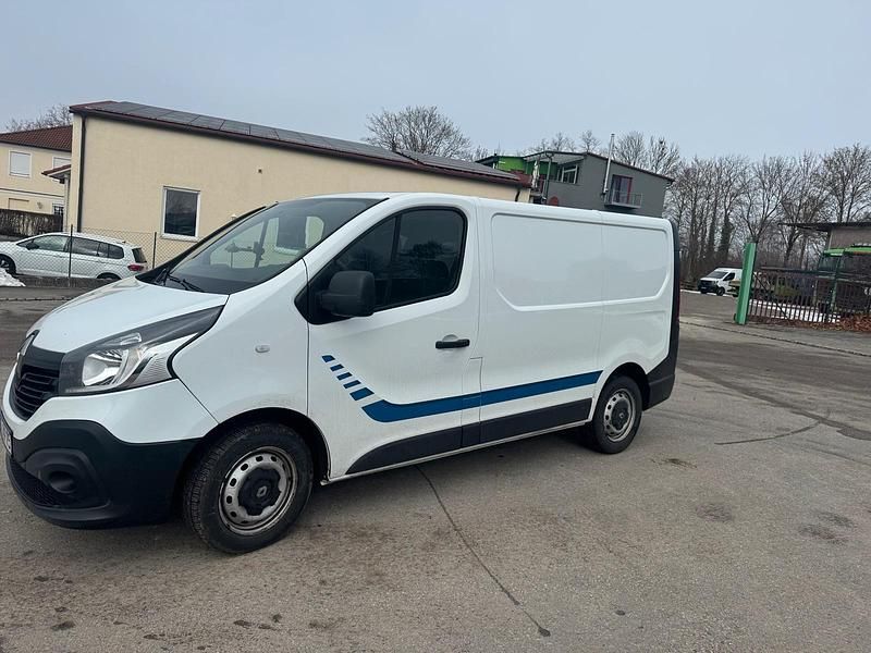 Gebraucht Renault Traffic 2018 Weiß Van / Kleinbus