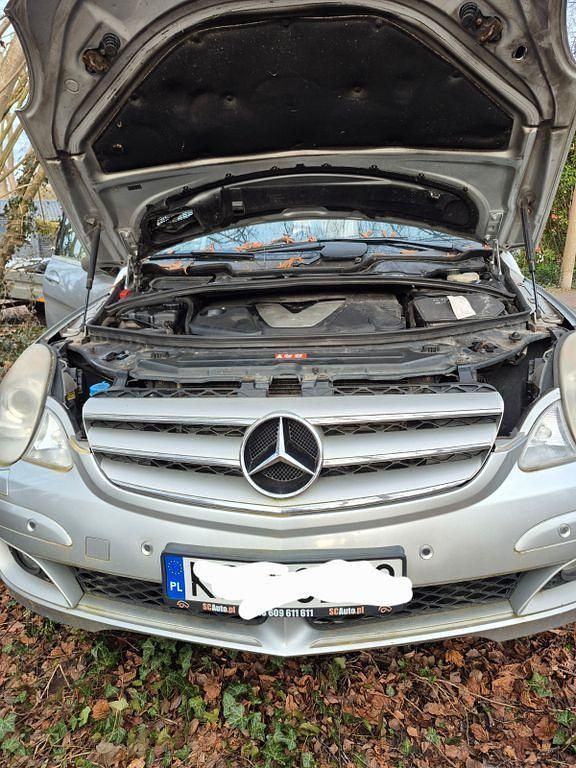 Gebraucht Mercedes R320 224 PS (164 kW) 2007 Silber Van / Kleinbus