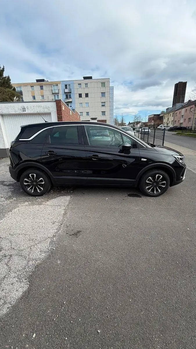 Gebraucht Opel Crossland Elegance 131 PS (96 kW) 2023 Schwarz SUV