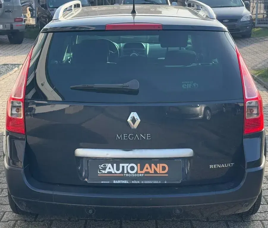 Gebraucht Renault Mégane Authentique 111 PS (81 kW) 2007 Blau Limousine