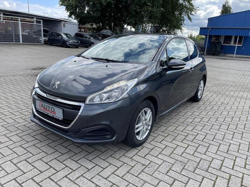 Gris shark Gebraucht 2017 Peugeot 208 Active Kleinwagen | 6.390 € (Fairer Preis) - Bild 1/4