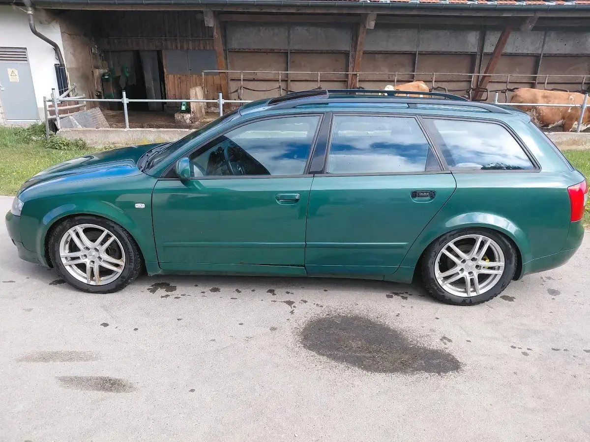 Gebraucht Audi A4 180 PS (132 kW) 2002 Grün Kombi