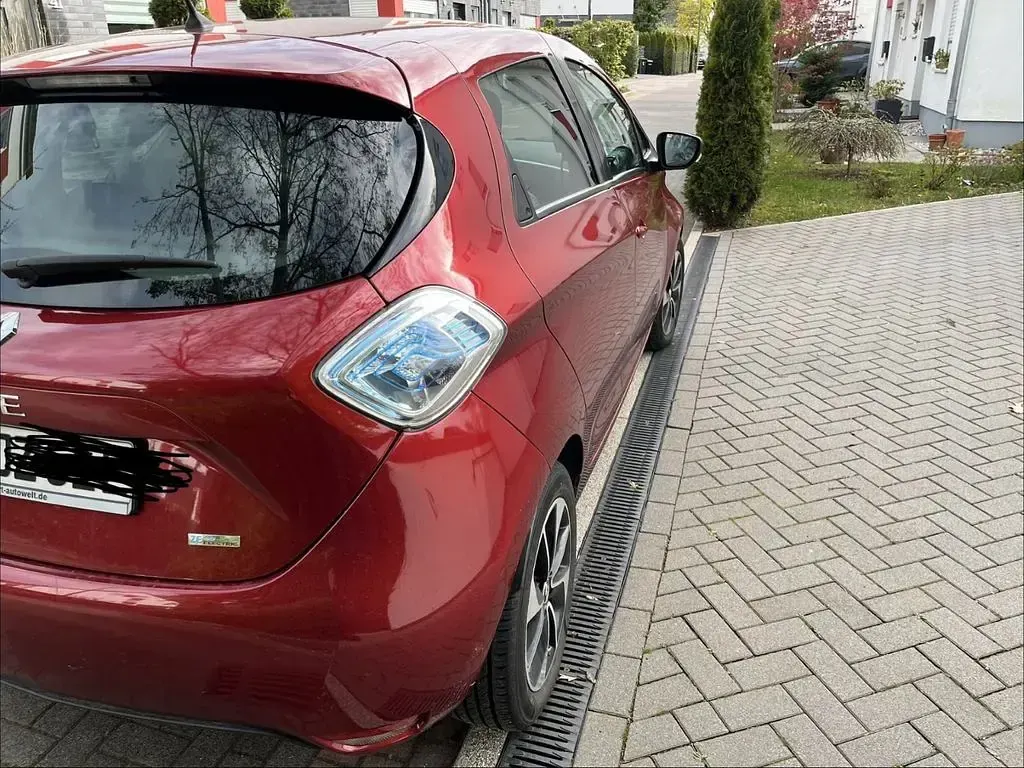 Usata Renault Zoe Intens 67 kW (92 CV) 2017 Rosso Utilitaria
