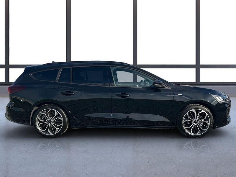 Neu Ford Focus ST-Line X 155 PS (114 kW) 2025 Magnetic Kombi