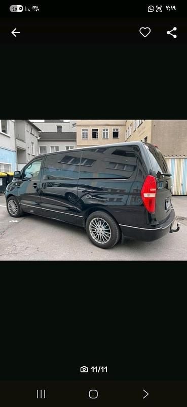 Gebraucht Hyundai H-1 170 PS (125 kW) 2011 Schwarz Van / Kleinbus