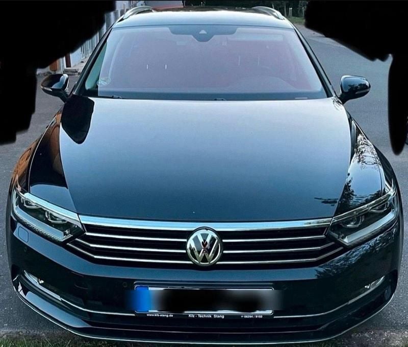 Gebraucht VW Passat Highline 150 PS (110 kW) 2015 Schwarz Kombi