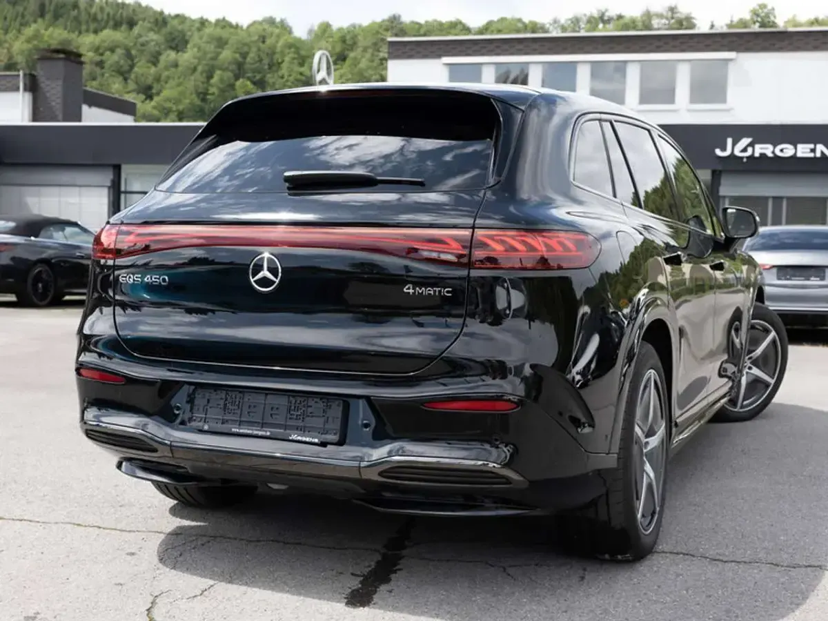 Gebraucht Mercedes EQS450+ AMG 264 kW (360 PS) 2025 Metalliclack obsidianschwarz SUV