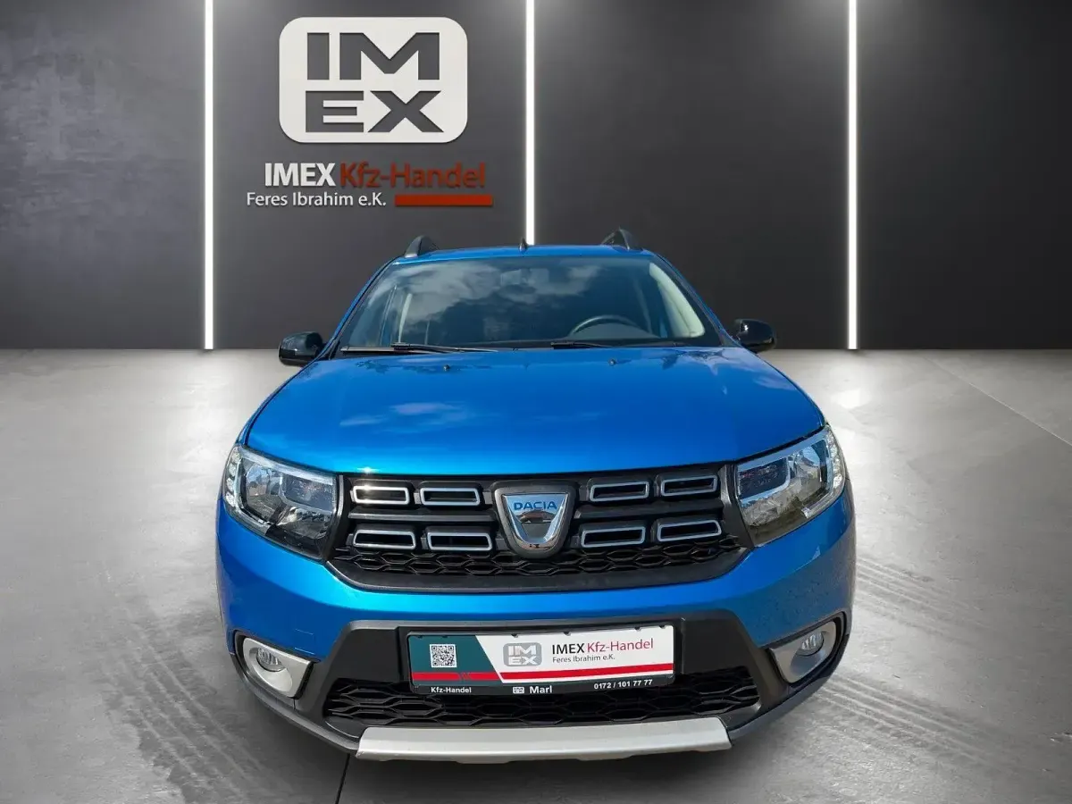 Gebraucht Dacia Sandero Celebration 101 PS (74 kW) 2020 Blau SUV